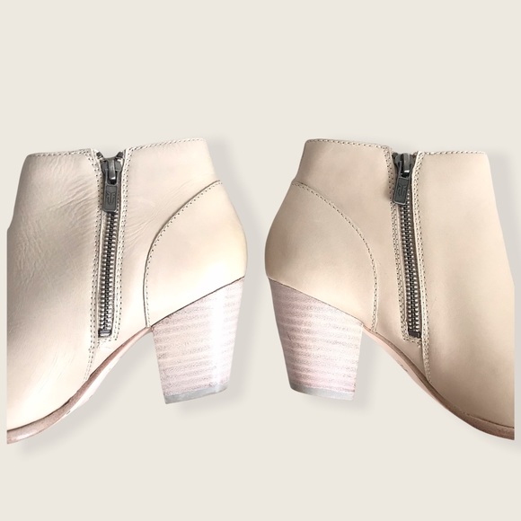 Frye Jennifer Ivory Chic Belted Shootie/Ankle Boot - Picture 11 of 16